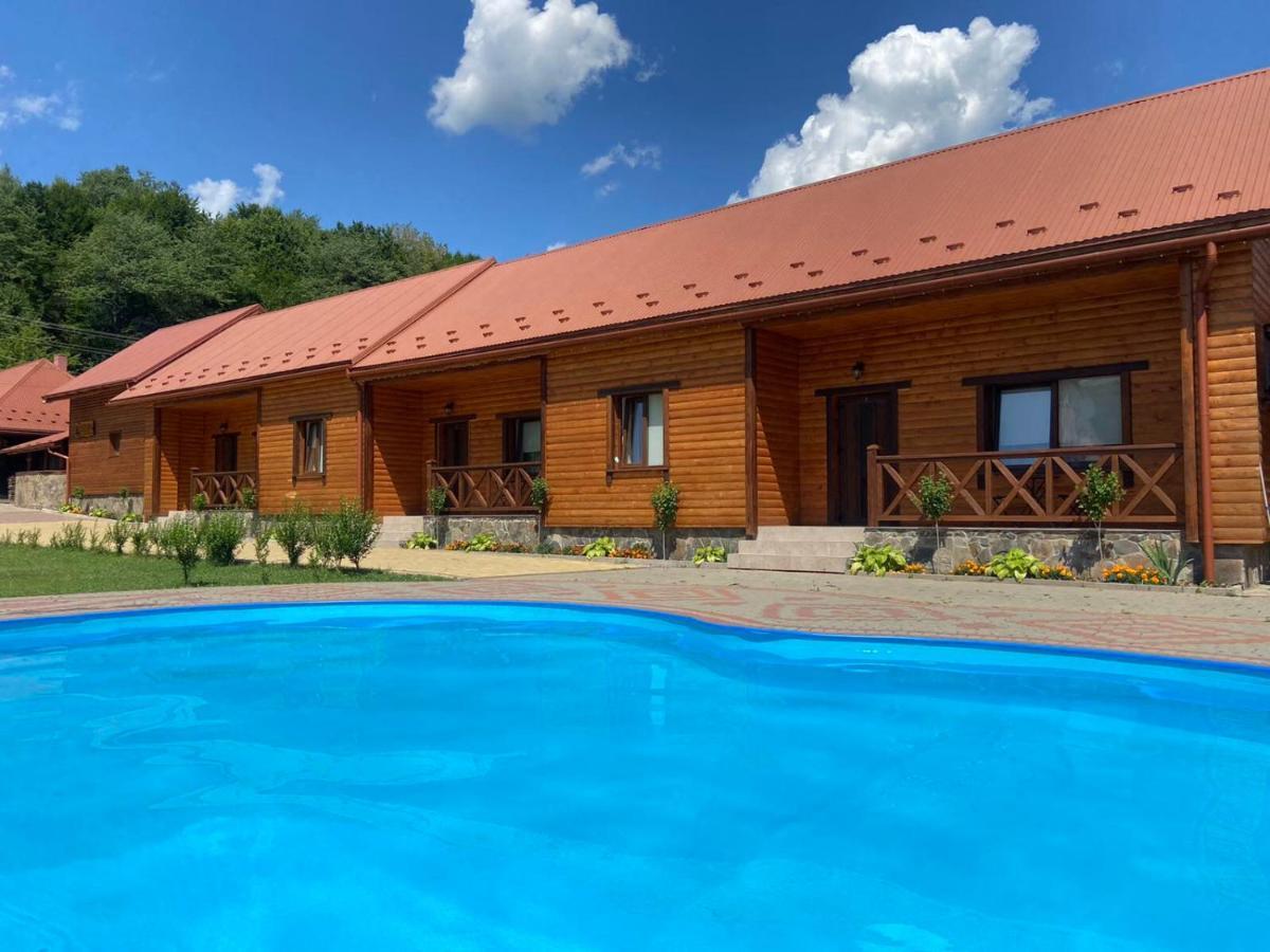 Ferienwohnung Перлина Лумшор Lumshory Exterior foto