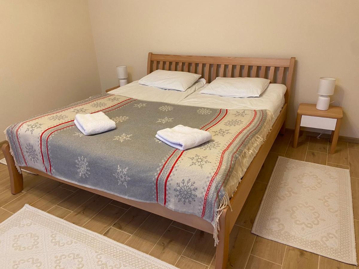 Ferienwohnung Перлина Лумшор Lumshory Exterior foto