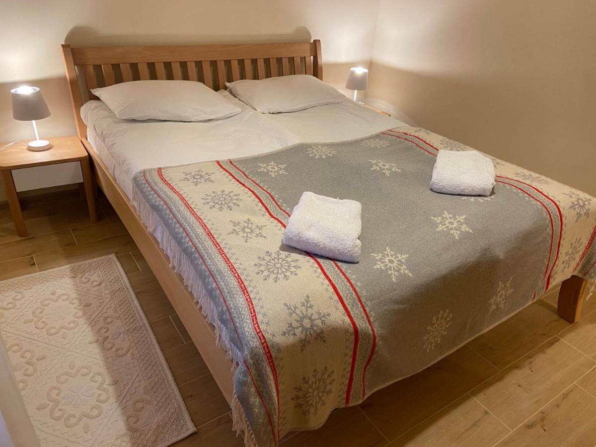 Ferienwohnung Перлина Лумшор Lumshory Exterior foto